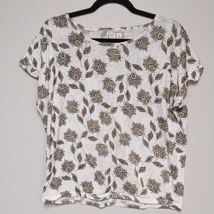 Maurices White floral short sleeve Blouse